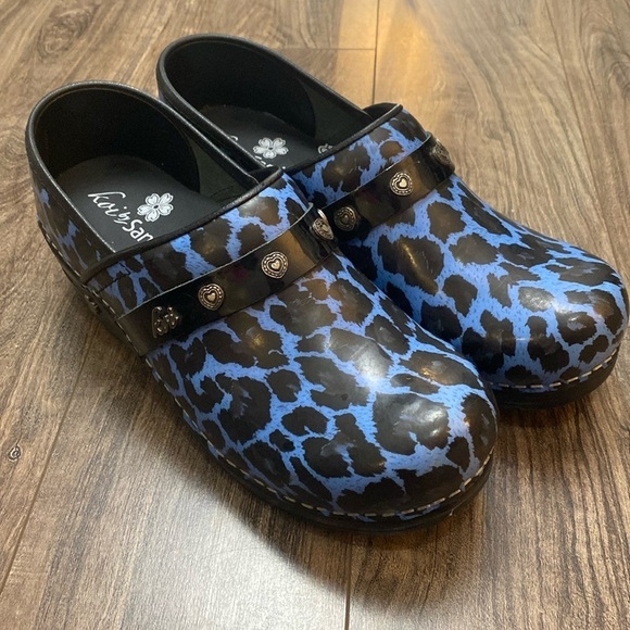 EUC Koi by Sanita Valerie Blue Leopard Print Leather Platform Mule Clog Size 39 - Picture 1 of 8